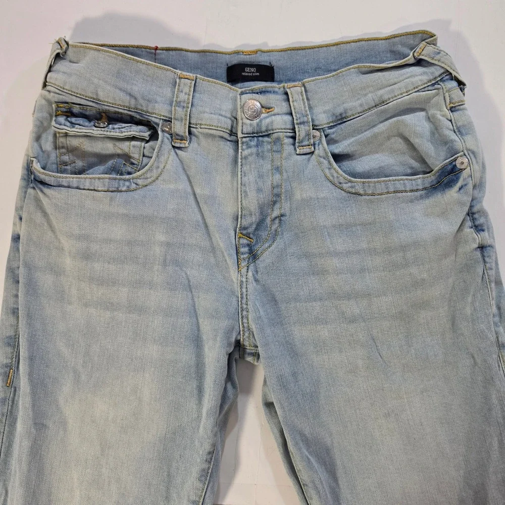 True Religion Geno Flap Relaxed Slim Blue Light Wash Denim Jeans Size 32 Y2K
